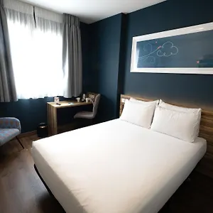 Travelodge Alcalá Madri