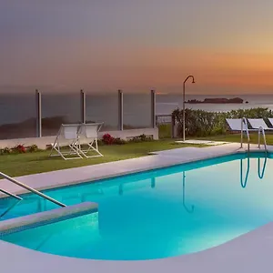 Punta Carnero Singular Pensión