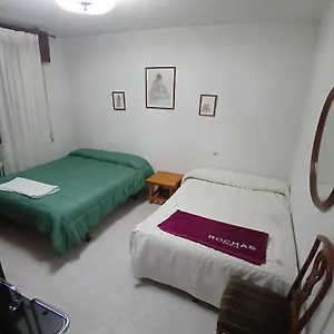 https://room-in-guest-room-double-room-in-chalet-in-toledo.besthotelstoledo.com