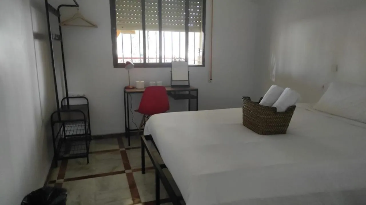 Convenient Rooms - Ferry, Train & Bus Station - Algeciras 0*,  Spain