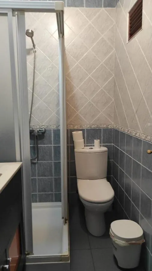 Convenient Rooms - Ferry, Train & Bus Station - Algeciras